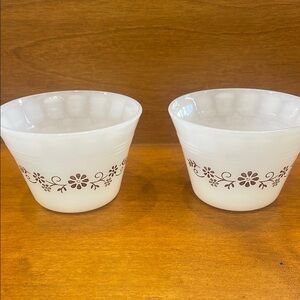 White Floral Patterned small custard dishes set of 2 60’s dynaware